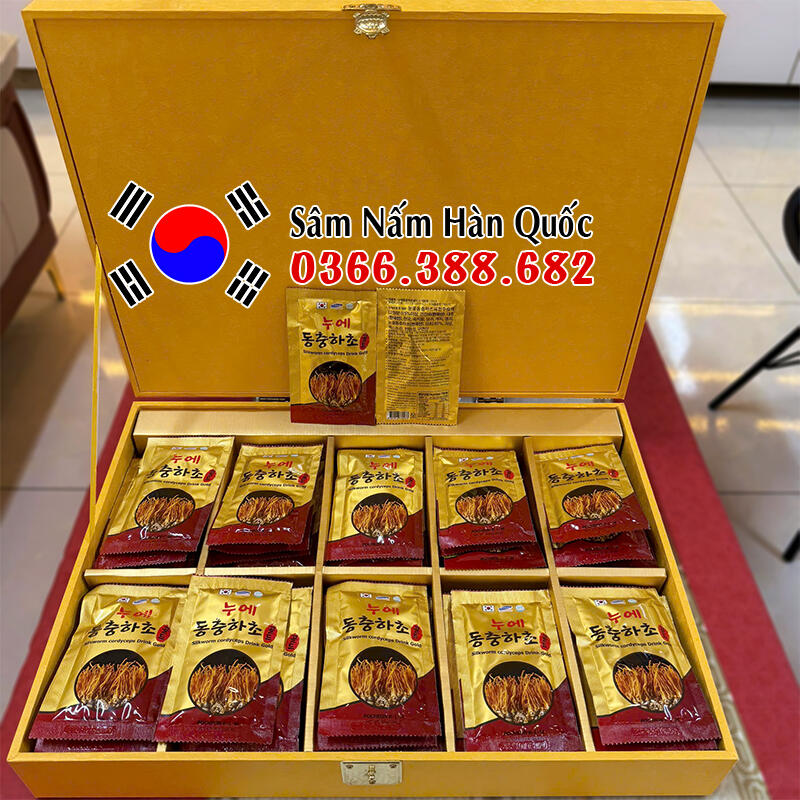 Nước đông trùng hạ thảo Pocheon KLM gỗ vàng 60 gói 30ml Nước đông trùng hạ thảo Pocheon KLM gỗ vàng 60 gói 30ml